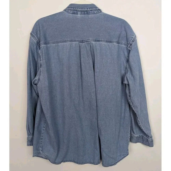 Disney VTG Y2K XL Winnie The Pooh Embroidered Chambray Denim Button Up Shirt Top - Picture 2 of 8